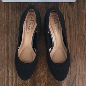 New! Abella Jazzy wedge Size 9.5